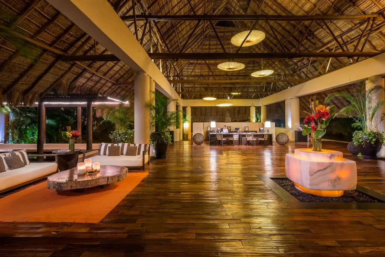 Lafitte Movich Club At Blue Diamond Luxury Boutique Hotel