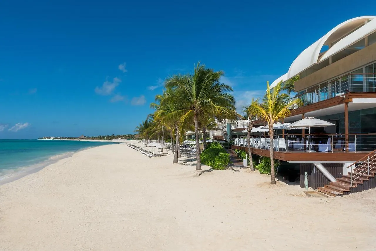 Lafitte Movich Club At Blue Diamond Luxury Boutique Hotel